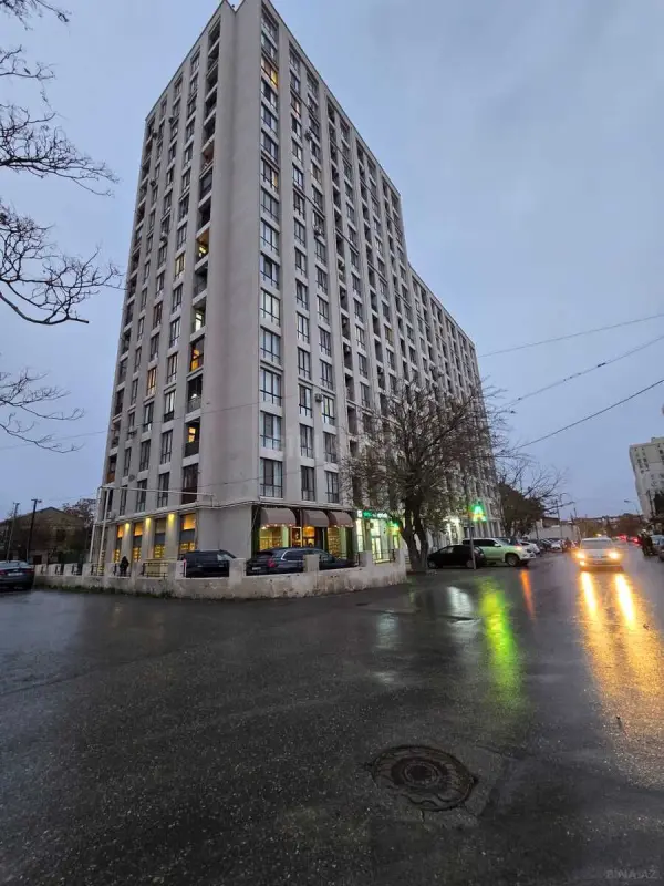 Satılır 2 otaqlı mənzil 55 m²