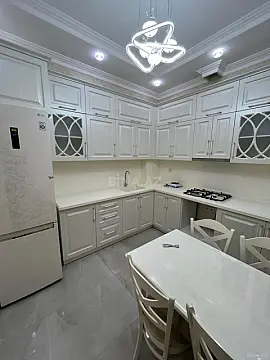 Kirayə verilir 3 otaqlı mənzil 100 m² — Bakı 3 otaq 100.00 m²