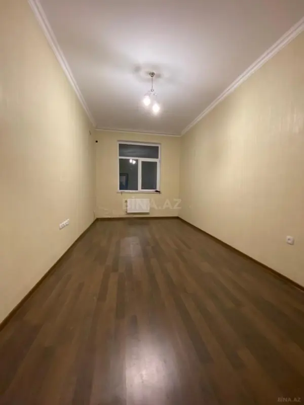 Satılır 3 otaqlı mənzil 77 m²