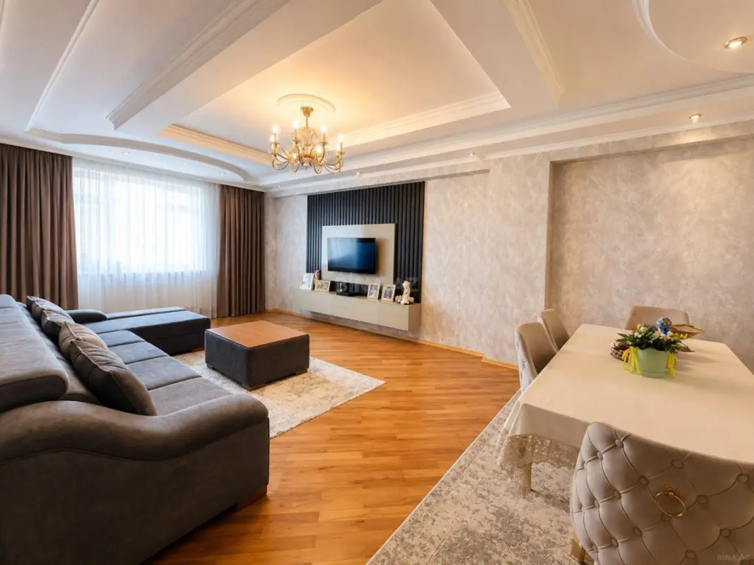 Satılır 2 otaqlı mənzil 100 m²