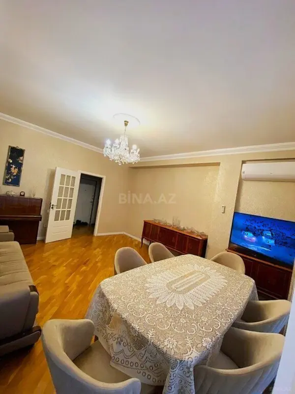 Satılır 2 otaqlı mənzil 90 m²