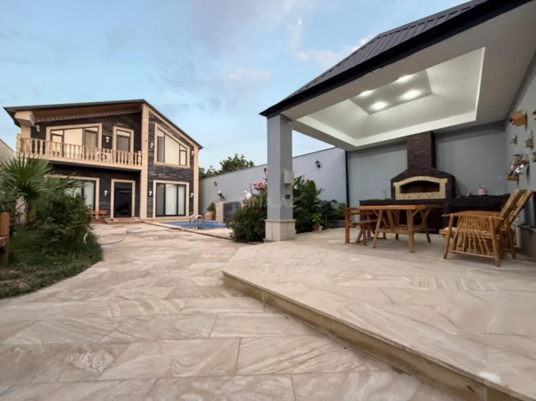 Kirayə verilir 4 otaqlı həyət evi 200 m²