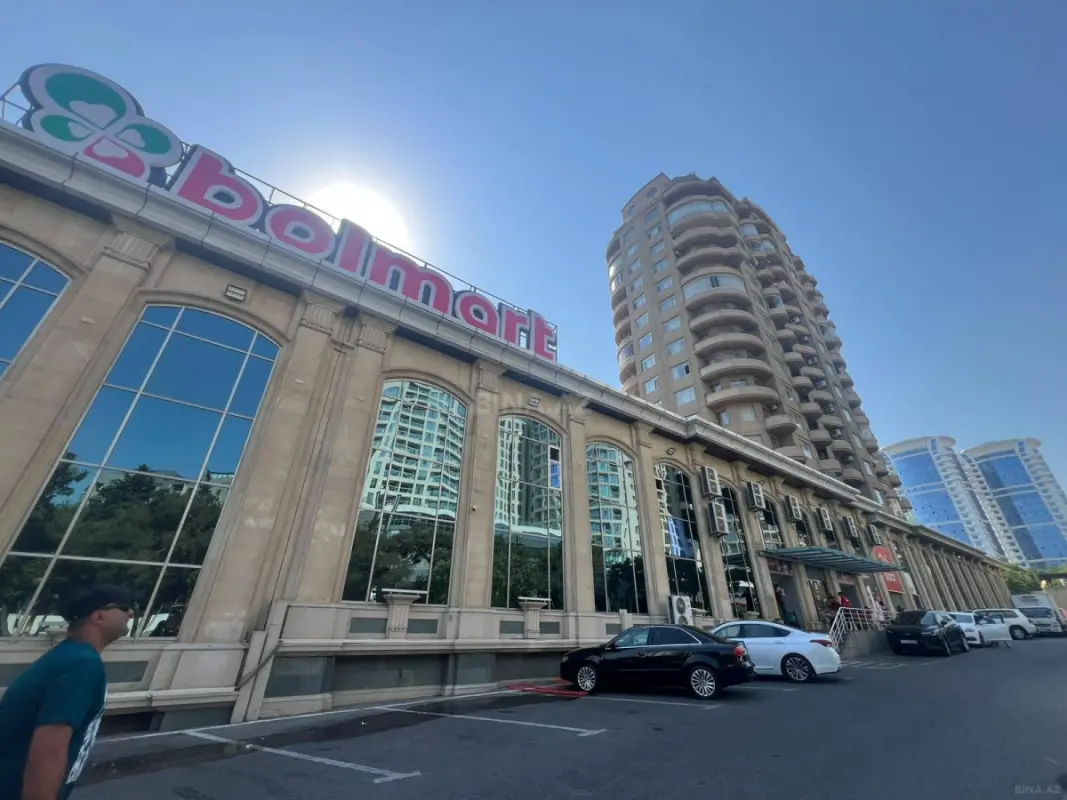 Kirayə verilir 3 otaqlı mənzil 125 m²