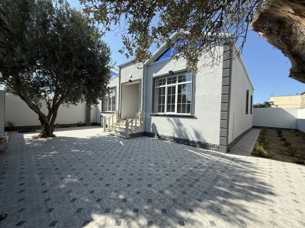 Satılır 4 otaqlı həyət evi 150 m²
