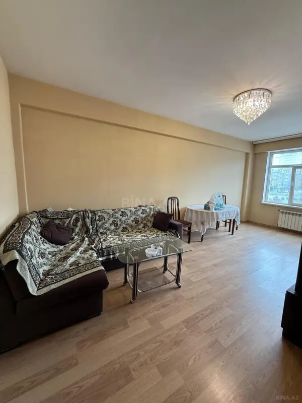 Satılır 2 otaqlı mənzil 70 m²