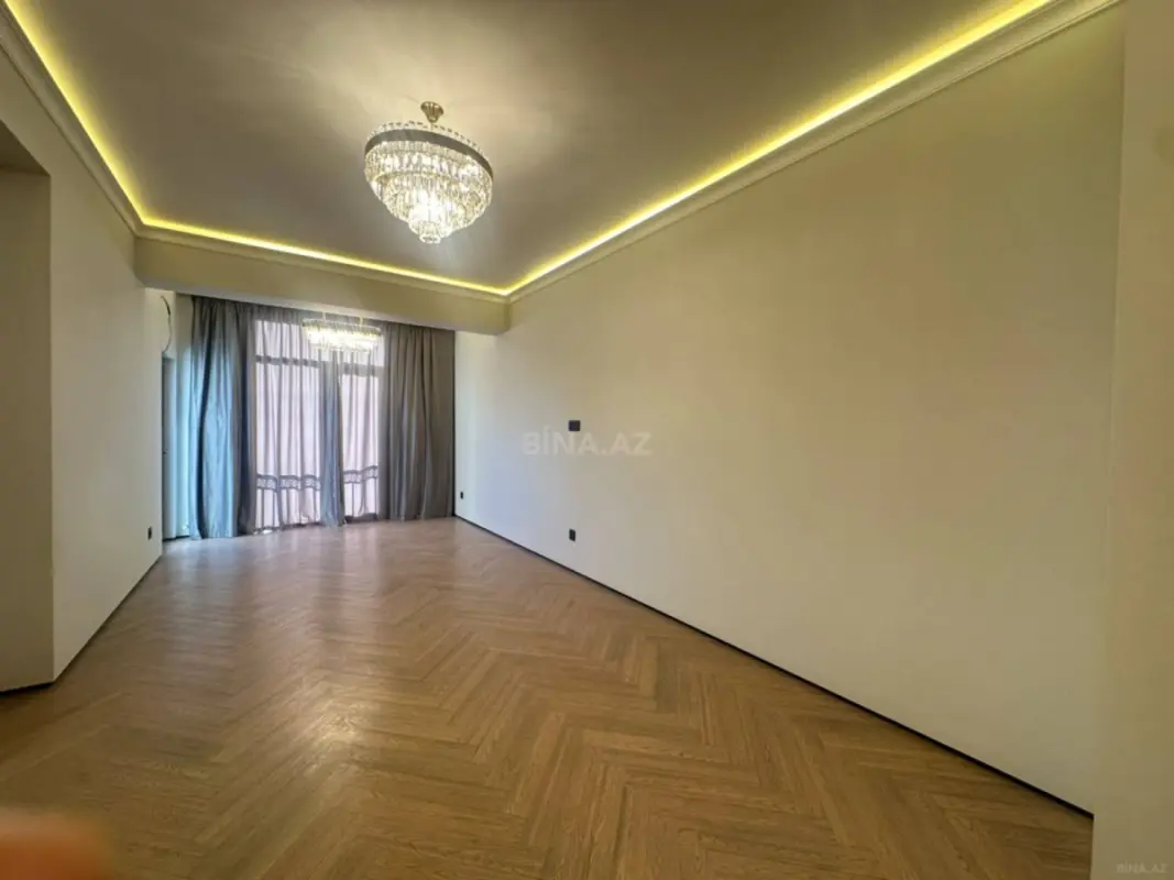 Satılır 2 otaqlı mənzil 68 m²