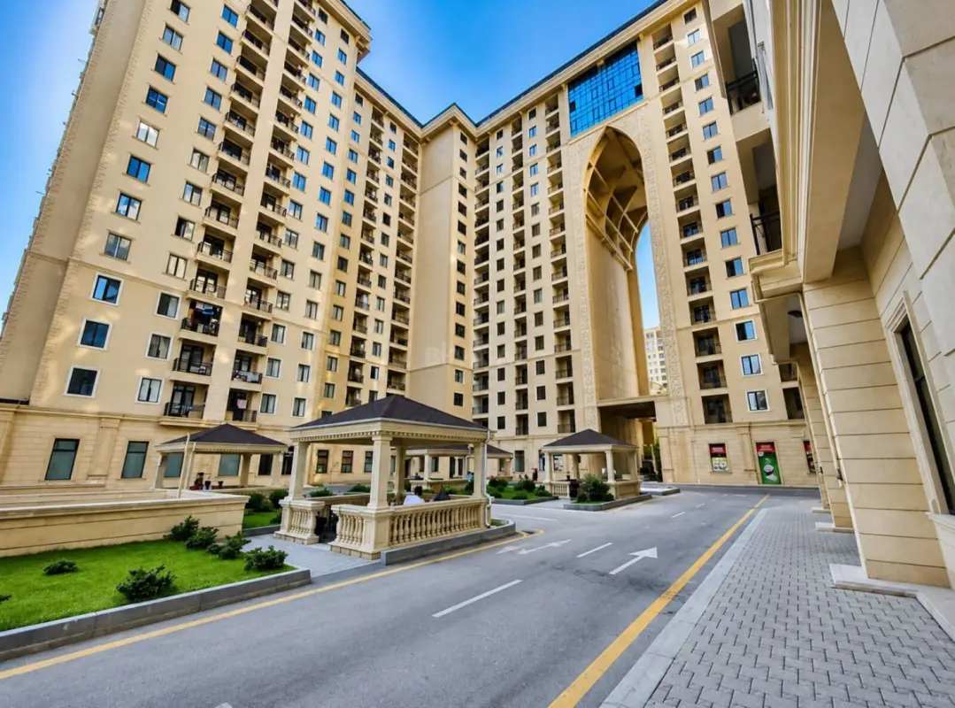 Satılır 3 otaqlı mənzil 81 m²