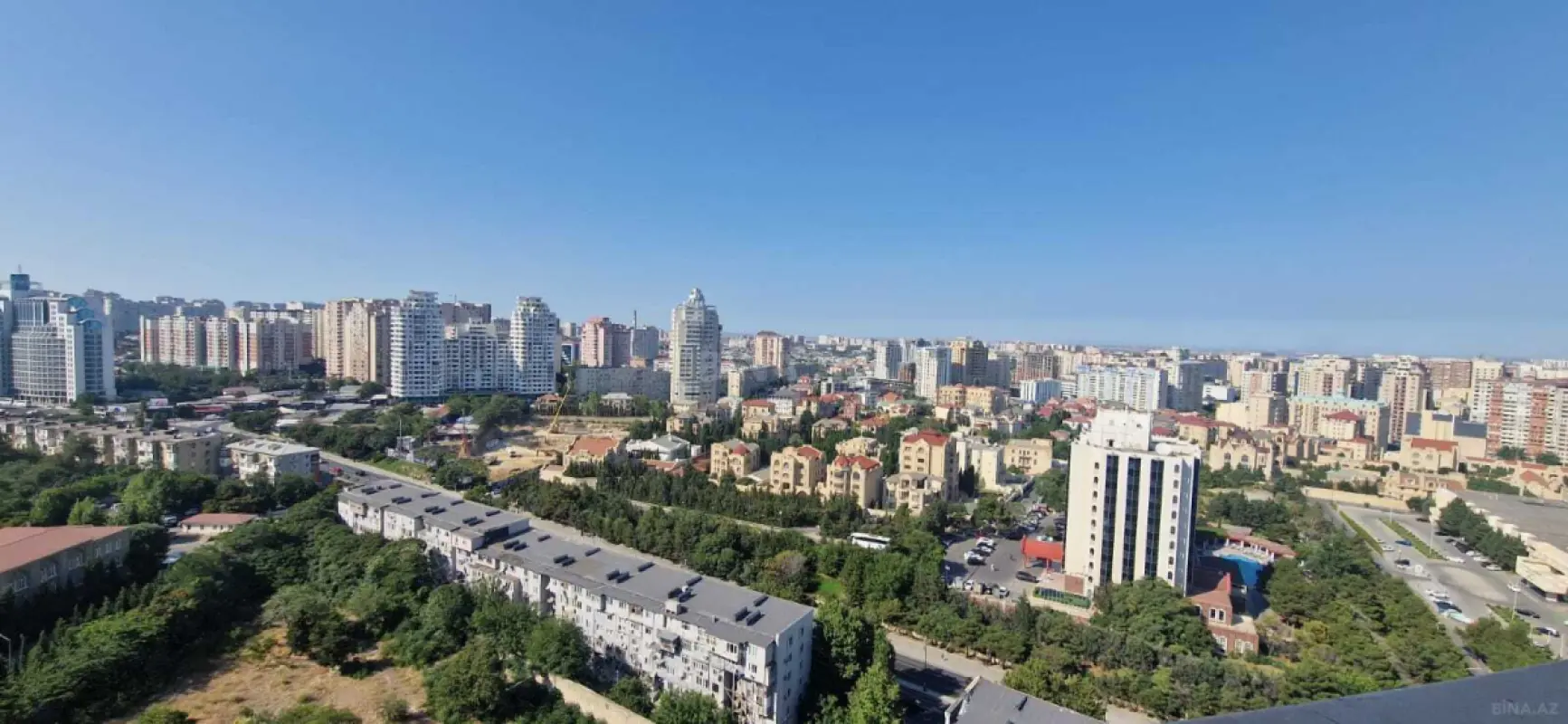 Satılır 2 otaqlı mənzil 72 m²