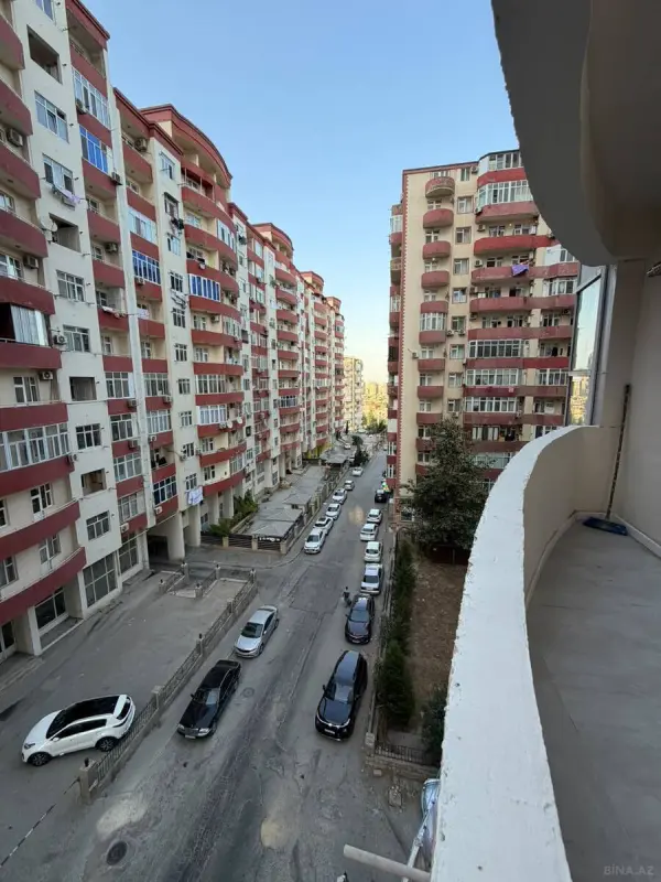 Satılır 3 otaqlı mənzil 113 m²