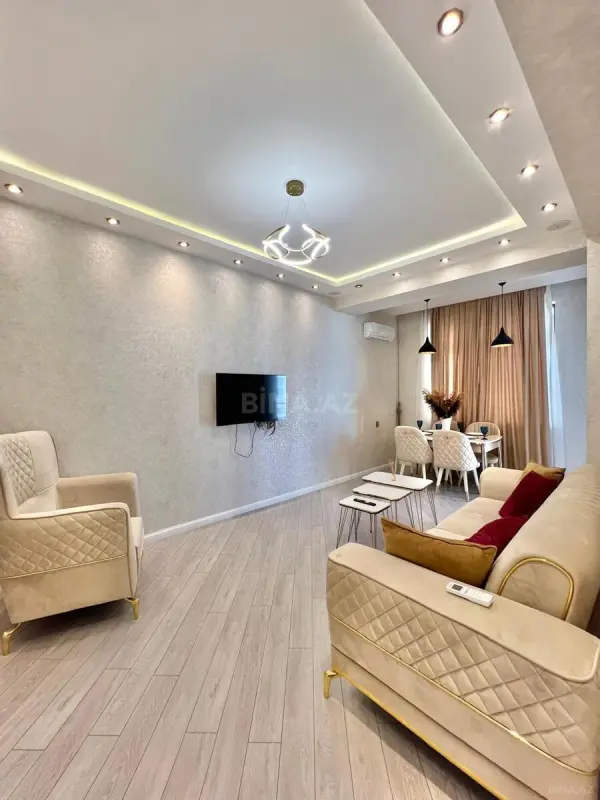 Satılır 3 otaqlı mənzil 77 m²