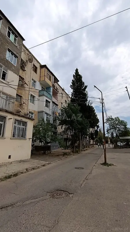 Satılır 3 otaqlı mənzil 56 m²