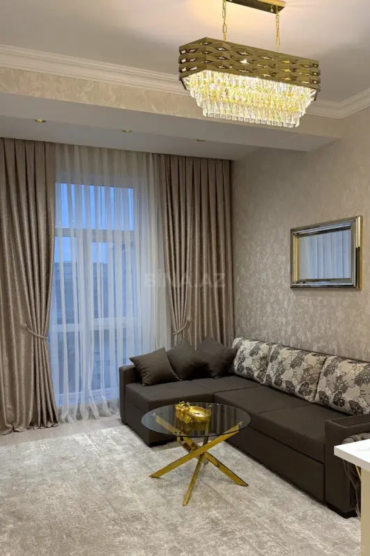 Satılır 2 otaqlı mənzil 61 m²