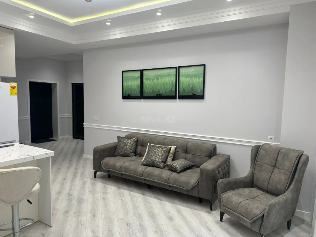 Kirayə verilir 3 otaqlı mənzil 120 m²