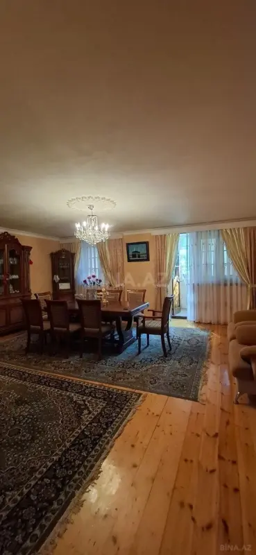 Satılır 3 otaqlı mənzil 110 m²