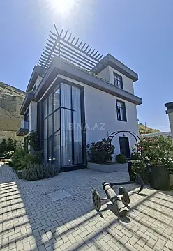 Satılır 6 otaqlı həyət evi 450 m² — Bakı, Badamdar 6 otaq 450.00 m²