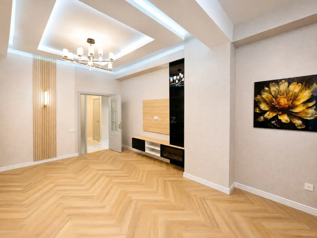 Satılır 3 otaqlı mənzil 106 m²