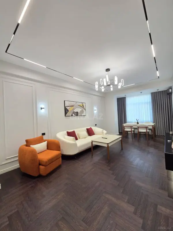 Satılır 2 otaqlı mənzil 68 m²