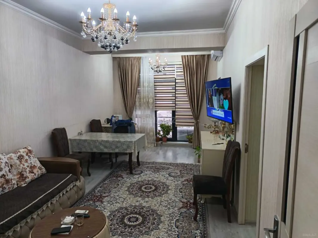 Satılır 2 otaqlı mənzil 62 m²