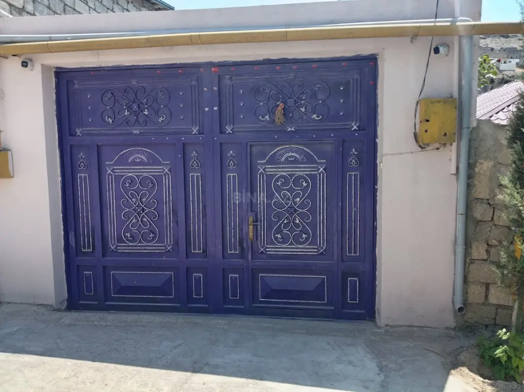 Satılır 5 otaqlı həyət evi 168.5 m²