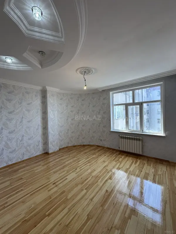 Satılır 3 otaqlı mənzil 94 m²