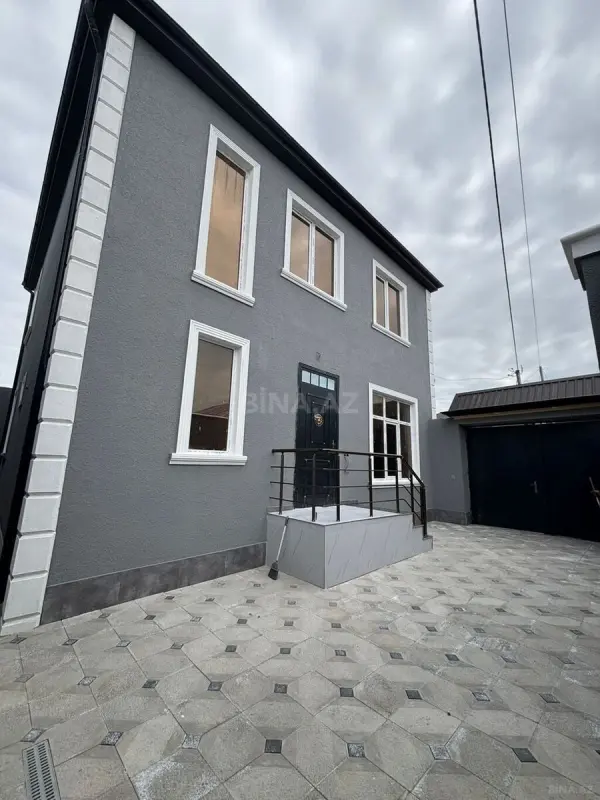 Satılır 4 otaqlı həyət evi 140 m²