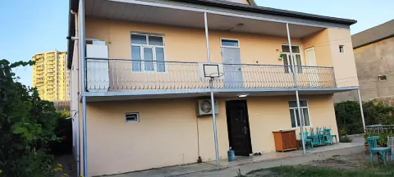 Satılır 7 otaqlı həyət evi 240 m² — Bakı, Əhmədli 7 otaq 240.00 m²