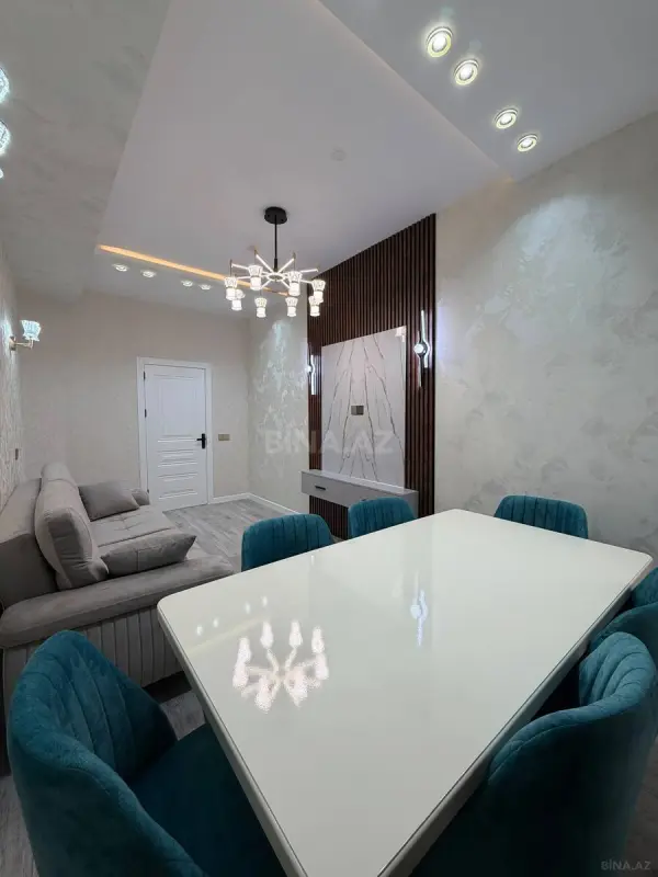 Satılır 2 otaqlı mənzil 88 m²