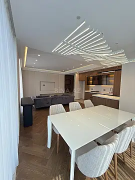 Satılır 3 otaqlı mənzil 113 m² — Bakı 3 otaq 113.00 m²