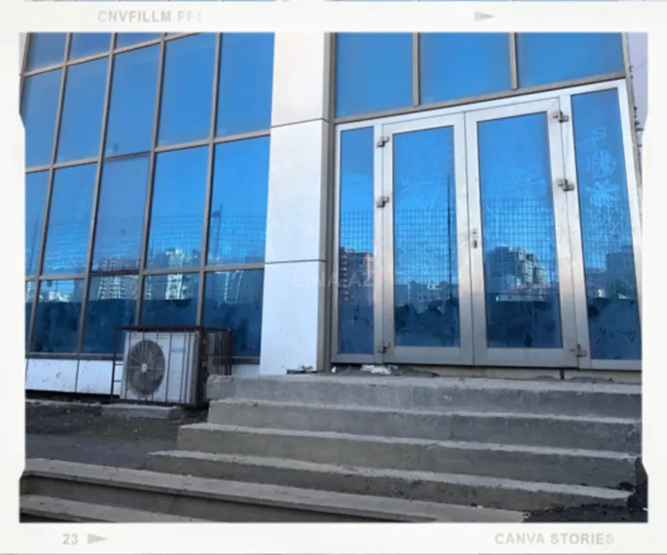Satılır obyekt 302 m²
