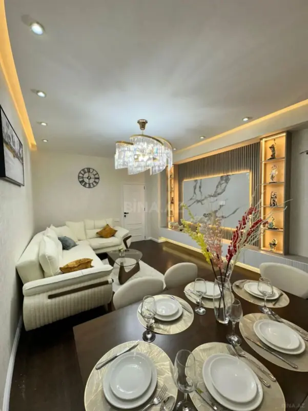 Satılır 3 otaqlı mənzil 102 m²