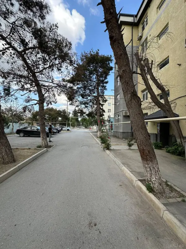 Satılır 2 otaqlı mənzil 45 m²