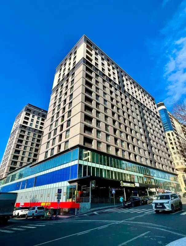 Satılır 3 otaqlı mənzil 110 m²