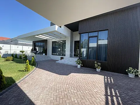 Satılır 5 otaqlı həyət evi 250 m² — Bakı, Mərdəkan 5 otaq 250.00 m²
