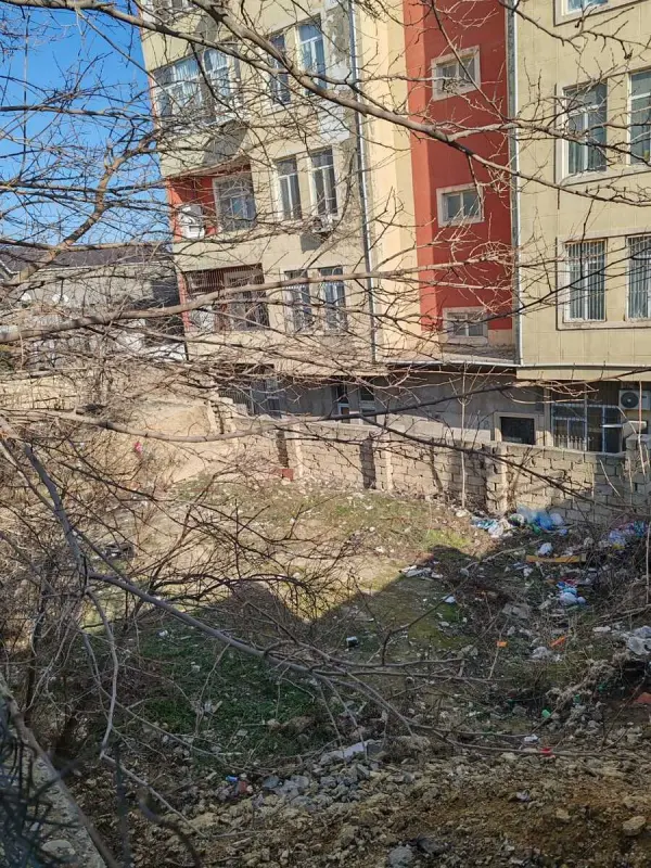 Satılır torpaq sahəsi 2 m²