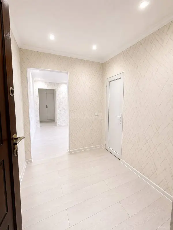 Satılır 4 otaqlı mənzil 85 m²