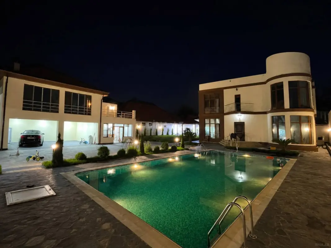 Satılır 6 otaqlı həyət evi 300 m²