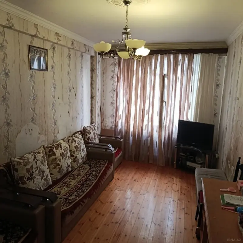 Satılır 2 otaqlı mənzil 70 m²