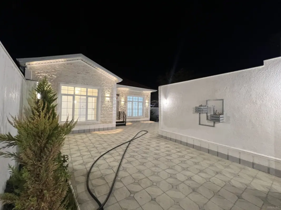Satılır 4 otaqlı həyət evi 136 m²