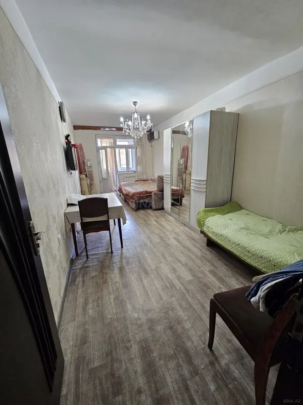Satılır 1 otaqlı mənzil 47 m²