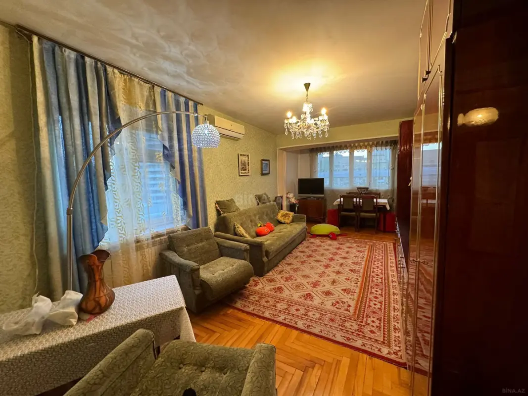 Kirayə verilir 2 otaqlı mənzil 72 m²
