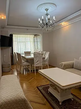 Satılır 3 otaqlı mənzil 80 m² — Bakı 3 otaq 80.00 m²