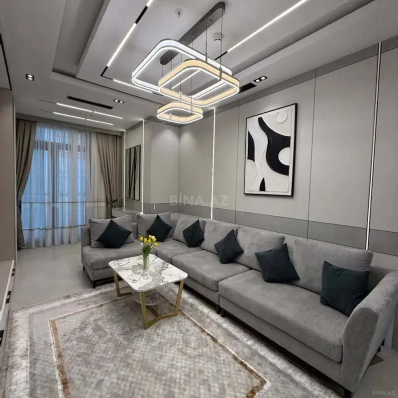 Kirayə verilir 2 otaqlı mənzil 85 m²