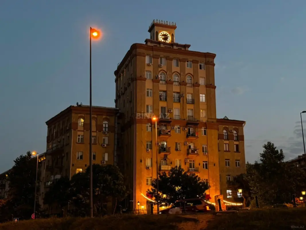 Satılır 2 otaqlı mənzil 60 m²