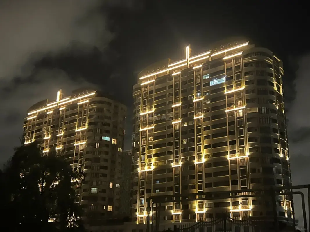 Satılır 1 otaqlı mənzil 64 m²
