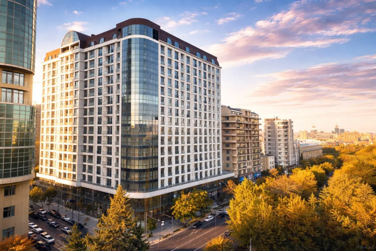 Satılır 3 otaqlı mənzil 131.2 m²