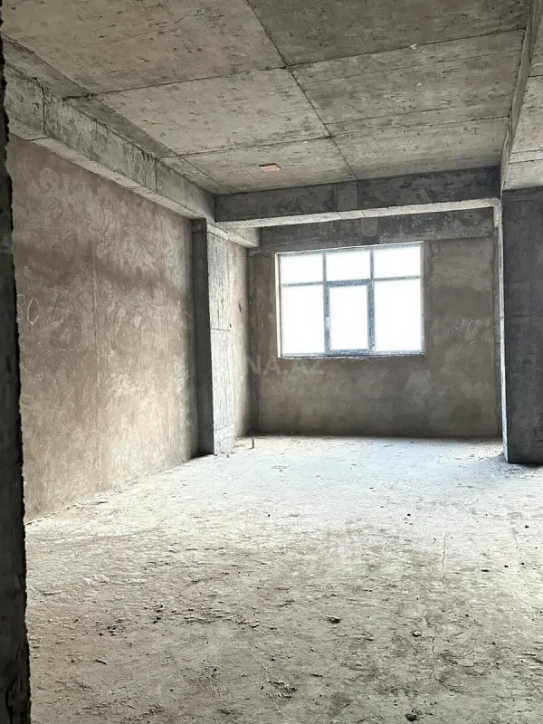 Satılır 3 otaqlı mənzil 142 m²