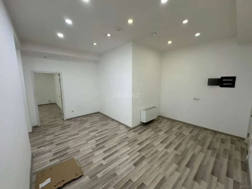 Kirayə verilir 3 otaqlı ofis 120 m²