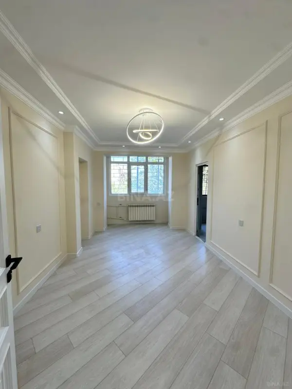 Satılır 4 otaqlı mənzil 105 m²