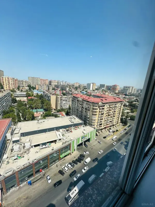 Satılır 3 otaqlı mənzil 115 m²