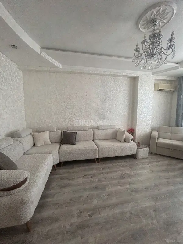 Satılır 3 otaqlı mənzil 74 m²